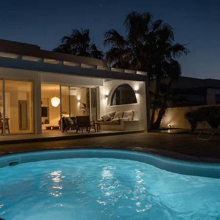 Hondartza Вилла Коральео